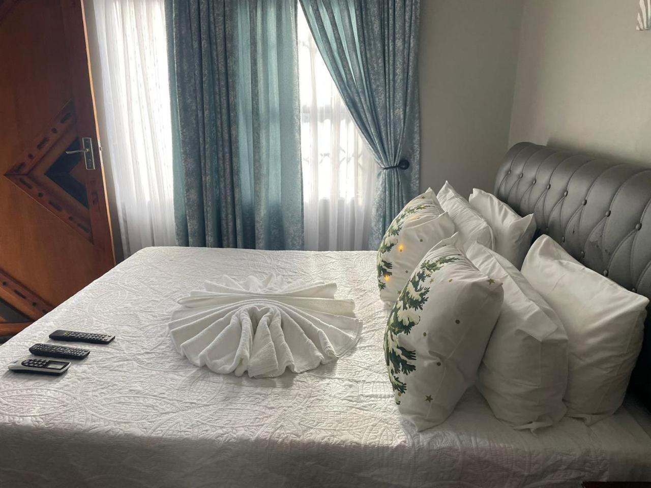 Dreamwood Guest House 넬스프리트 외부 사진